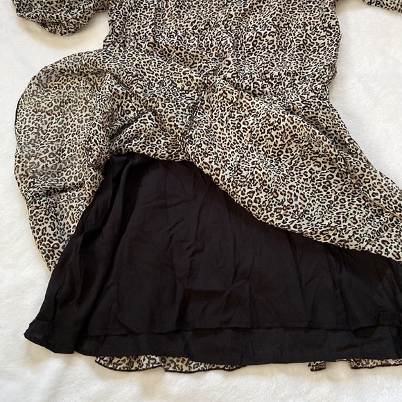 Velvet by Graham & Spencer • Saskia Leopard-Print Puff-Sleeve Dress - Picture 7 of 16